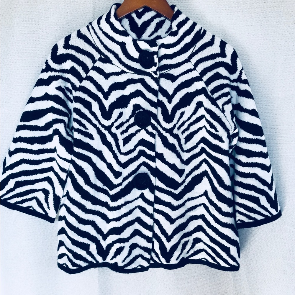 💙2/$20 John Paul Richard sweater (small)